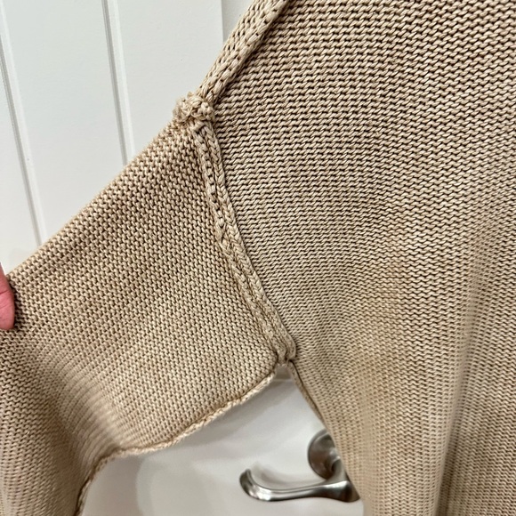Mustard Seed Tan Taupe Crew Neck Sweater sz Small Boxy Oversized Fit - Picture 5 of 6